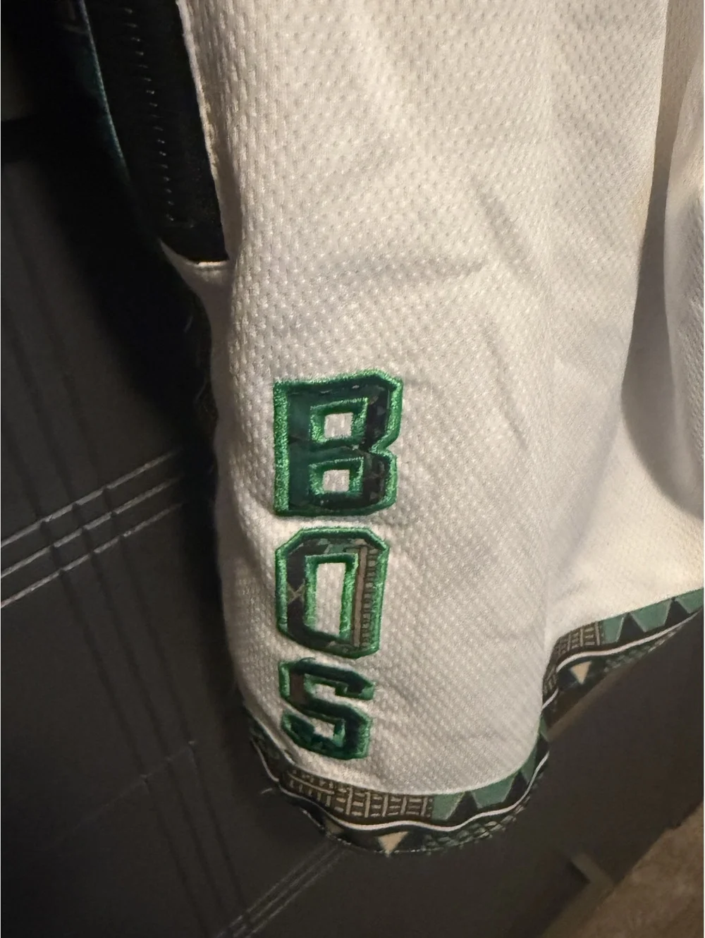 Hype Boston Celtics White NBA Basketball Shorts Sz M